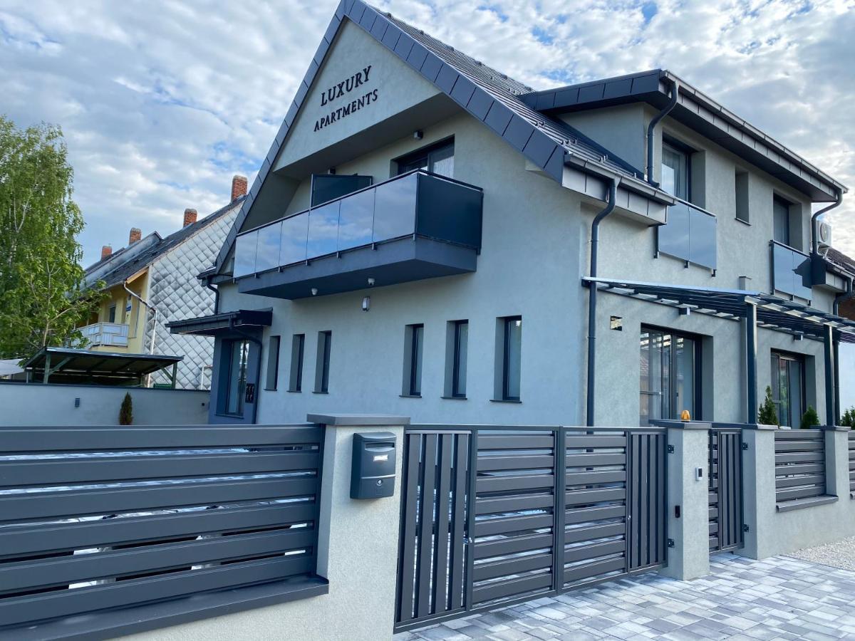 Luxury Apartments Keszthely Exterior foto